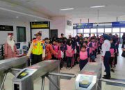 Hadirkan 1.717 Siswa, C-Taditur KAI Commuter Raih Rekor MURI Pada Kegiatan Sosialisasi Cinta Kereta